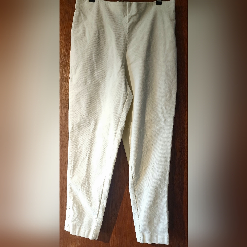 Nwot Joan Rivers Fine Wale Slim Fit Cords